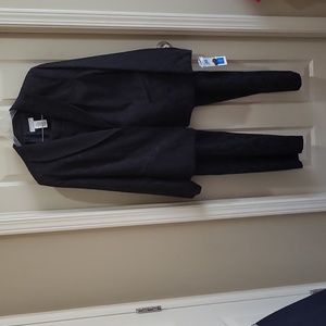 Covington Woman's two piece suit , shell size 16, pants 16, Black color